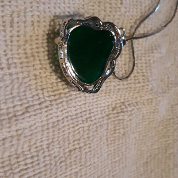 Buddha style necklace (several) $30 each - Picture 4 of 5